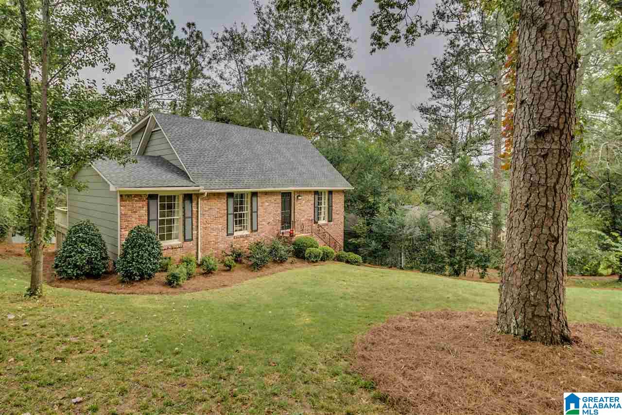 145 Memory Court Mountain Brook, AL 35213 - Photo 3 of 31