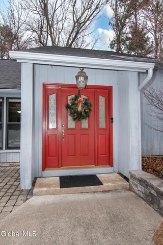 $425,000 | 36 May Apple Way, Malta, NY 12020