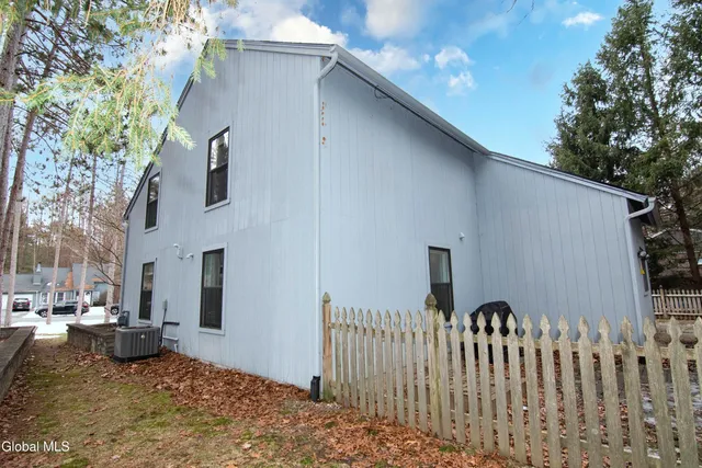 $425,000 | 36 May Apple Way, Malta, NY 12020