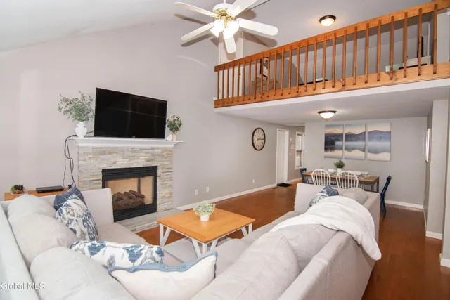 $425,000 | 36 May Apple Way, Malta, NY 12020