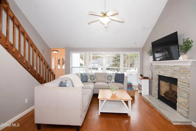 $425,000 | 36 May Apple Way, Malta, NY 12020