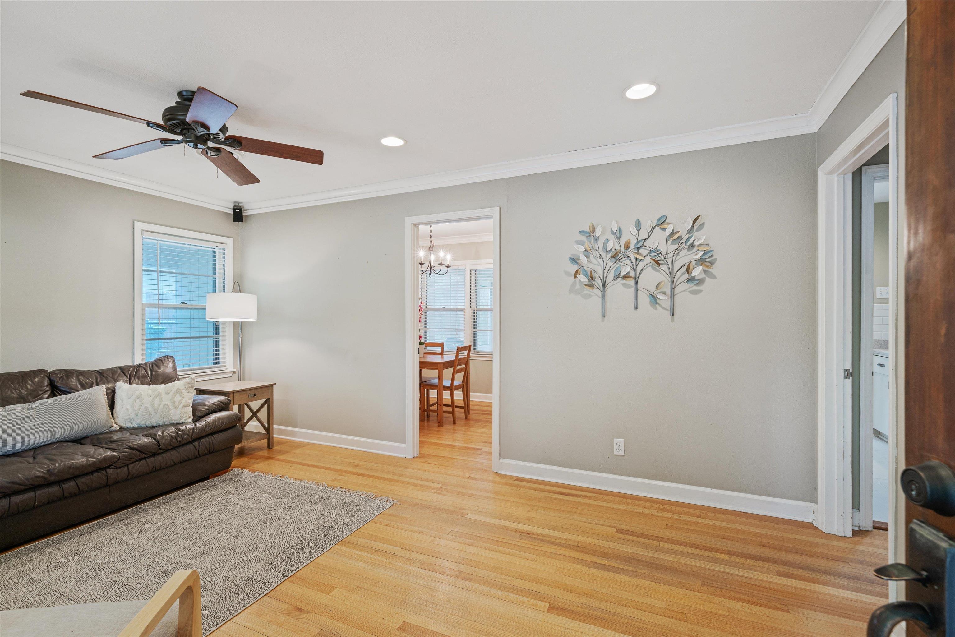 1194 West Perkins Road Memphis, TN 38117 - Photo 3 of 23 a living room with furniture and a ceiling fan