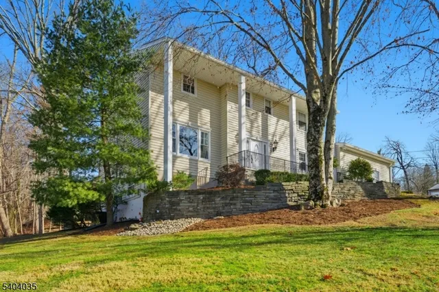 $989,000 | 119 Herrick Road, Wayne, NJ 07470