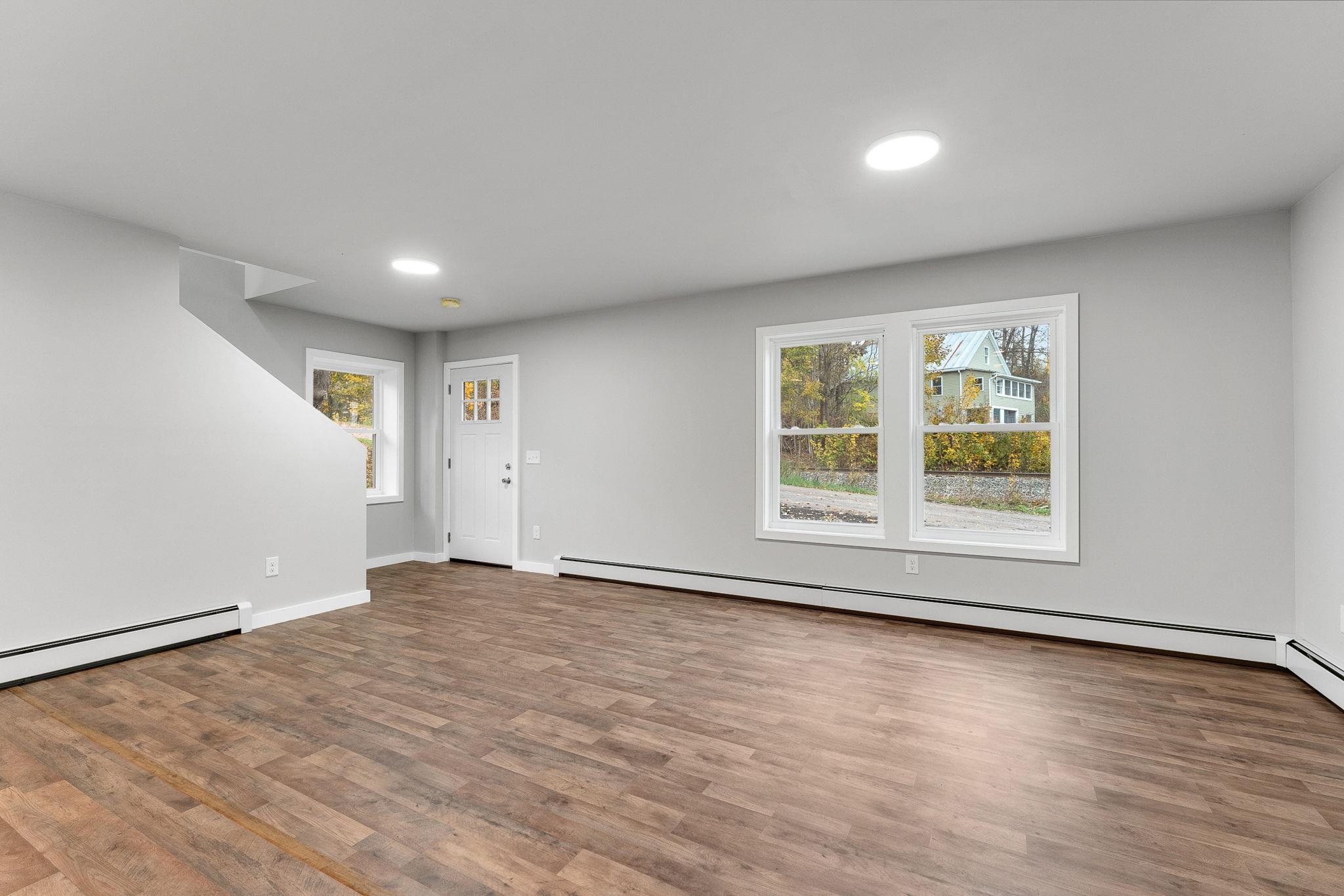 35 Cole Avenue Northfield, VT 05663 - Photo 3 of 22