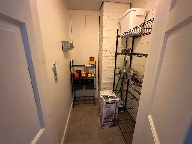 $2,100 | 7 Bennington Road, Unit 2, Hancock, NH 03449