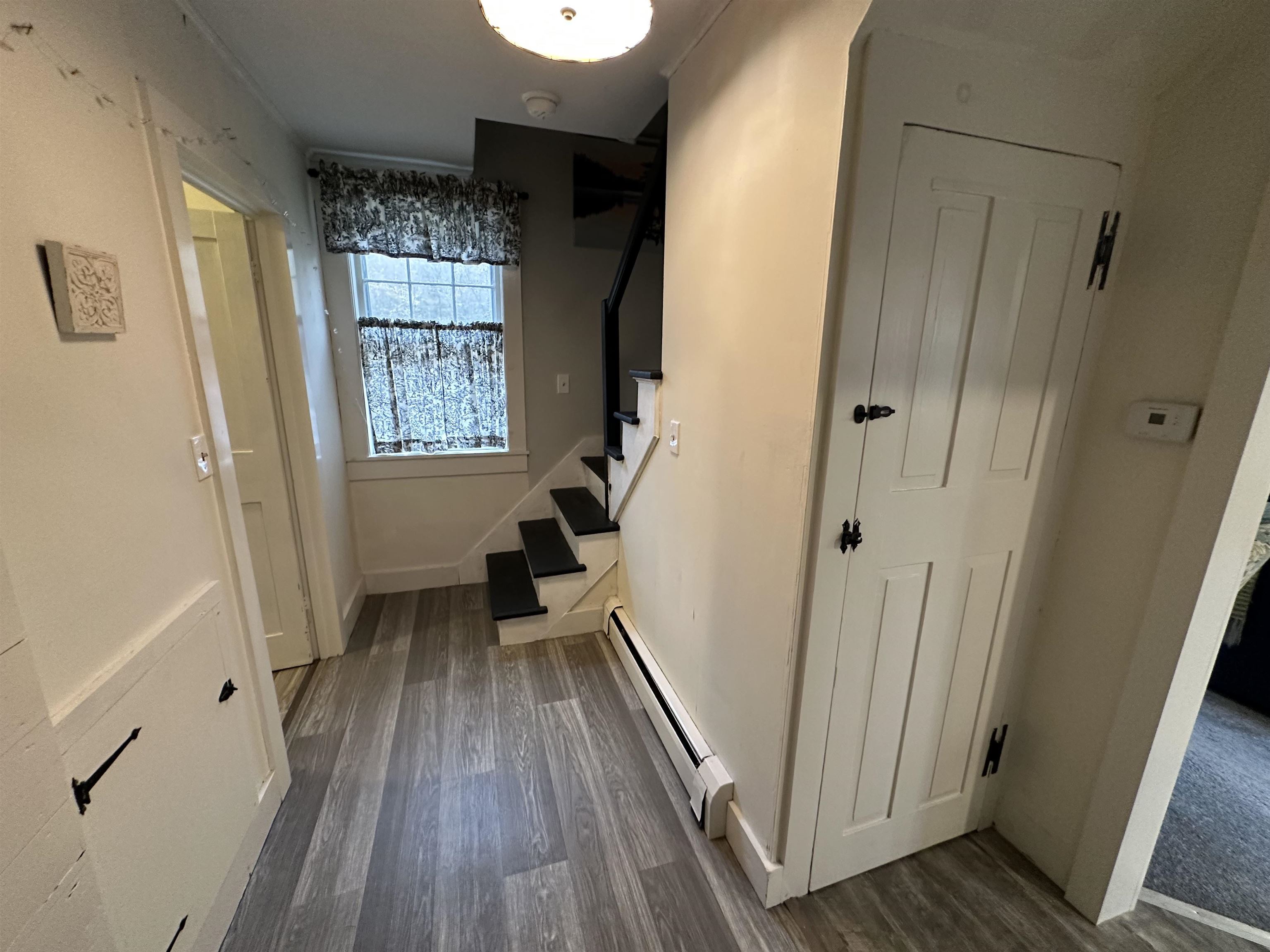 7 Bennington Road, Unit 2 Hancock, NH 03449 - Photo 10 of 18