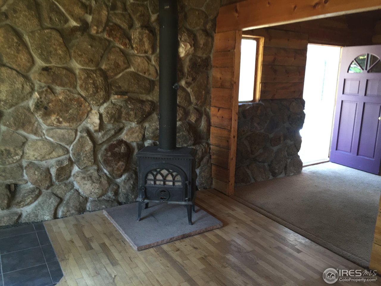 98 Lakeshore Park Road Boulder, CO 80302 - Photo 5 of 23 Gallery Image 5