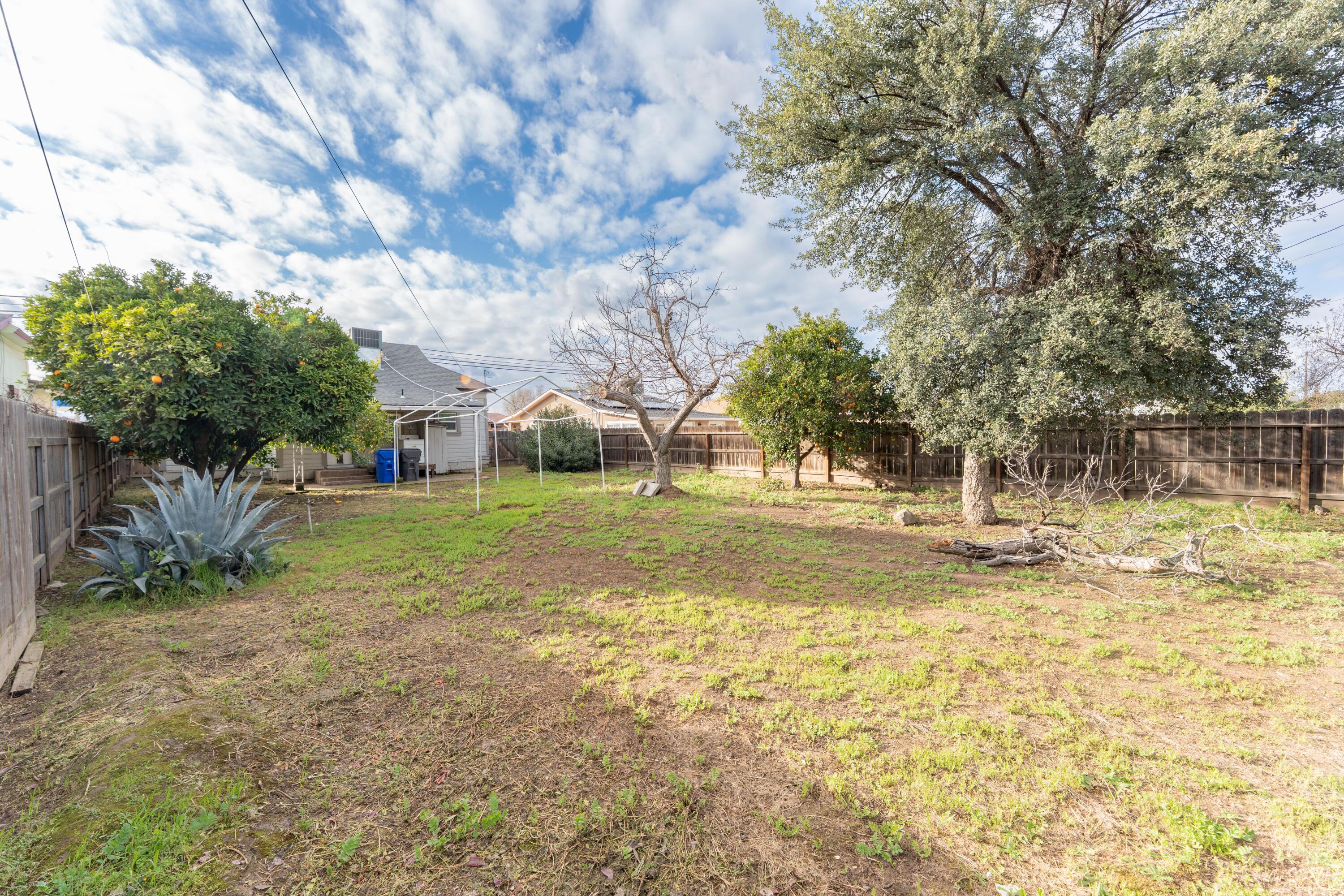 533 South Kaweah Avenue Exeter, CA 93221 - Photo 32 of 39