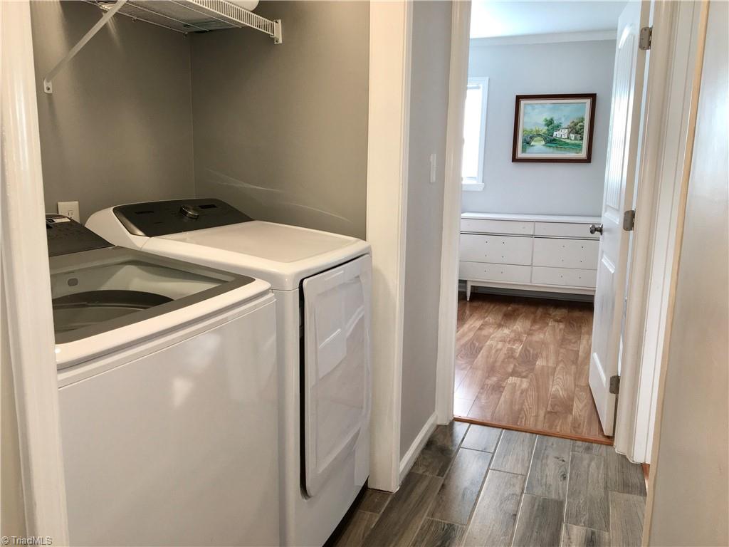 811 Spring Street Reidsville, NC 27320 - Photo 15 of 22 Laundry area