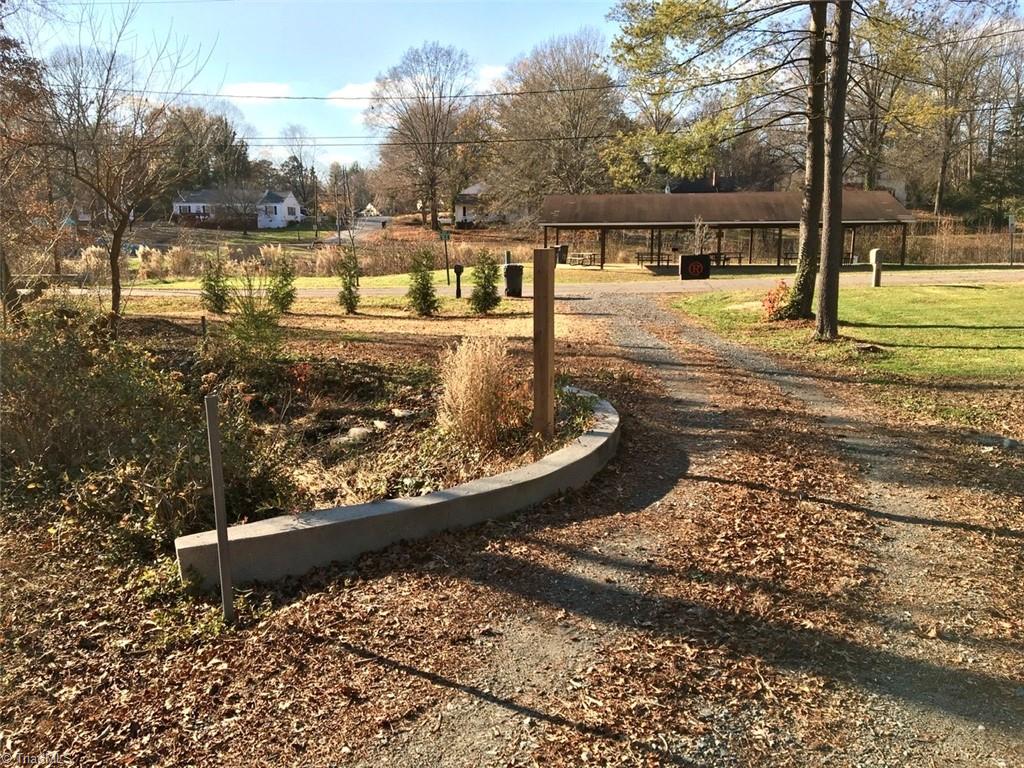 811 Spring Street Reidsville, NC 27320 - Photo 4 of 22 Gallery Image 4