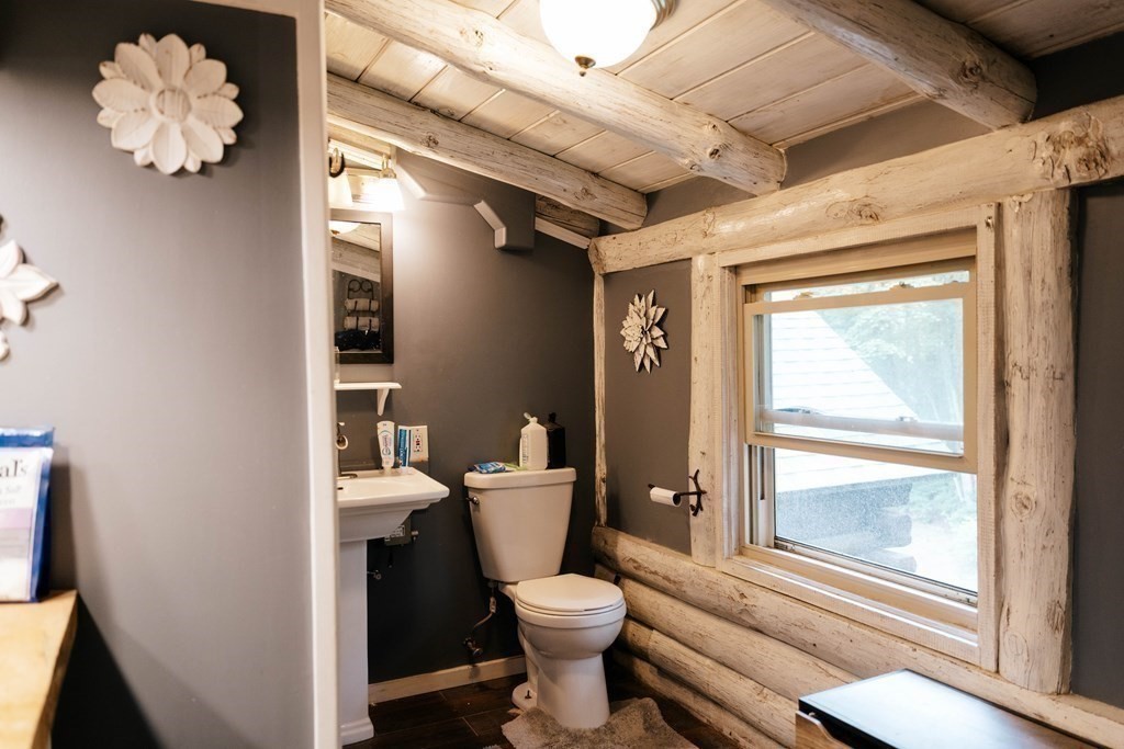355 Amherst Road Belchertown, MA 01007 - Photo 25 of 42 Gallery Image 25