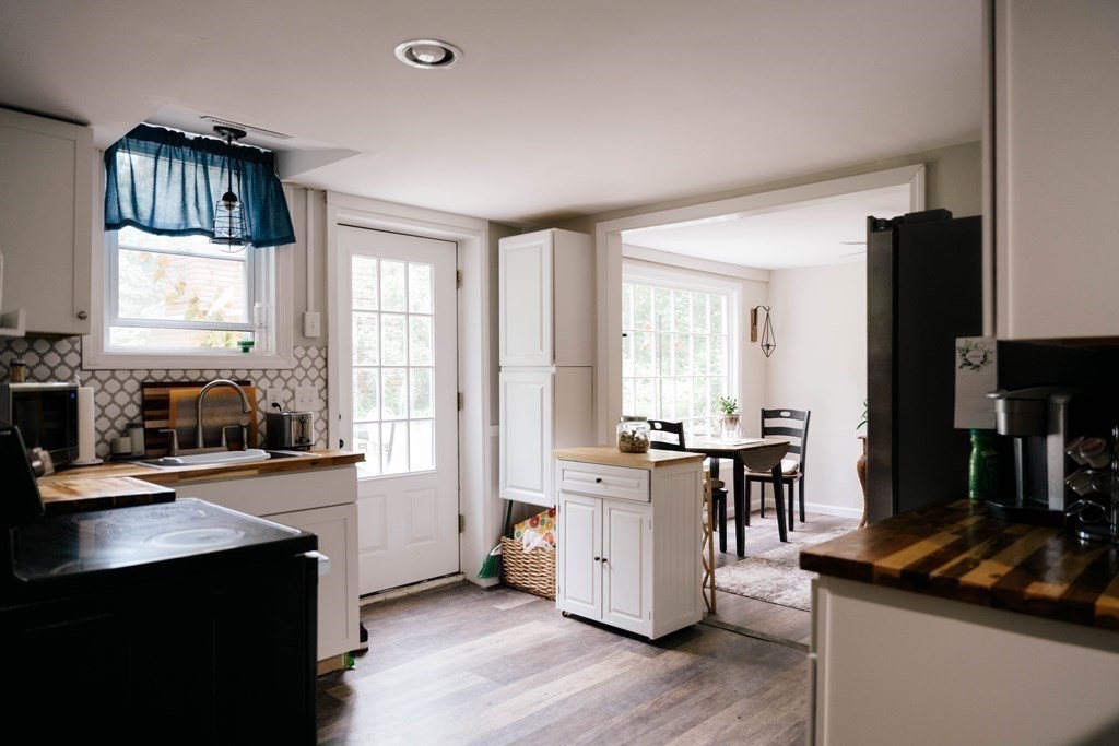 355 Amherst Road Belchertown, MA 01007 - Photo 34 of 42 Gallery Image 34