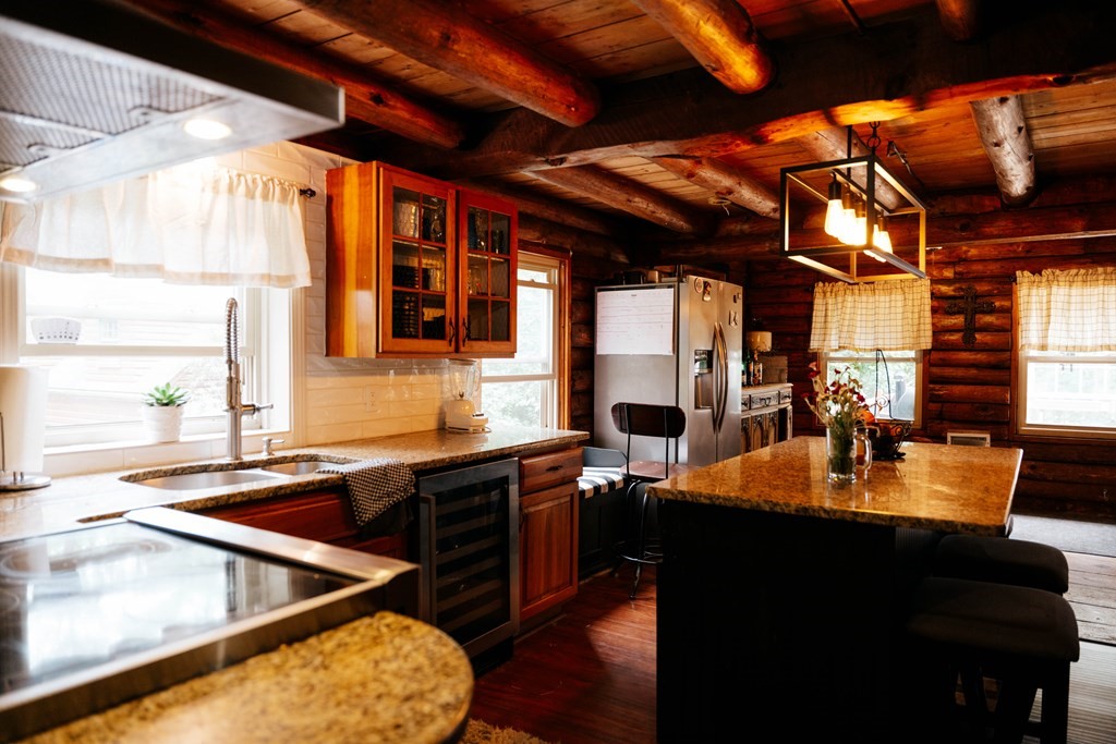355 Amherst Road Belchertown, MA 01007 - Photo 4 of 42 Gallery Image 4