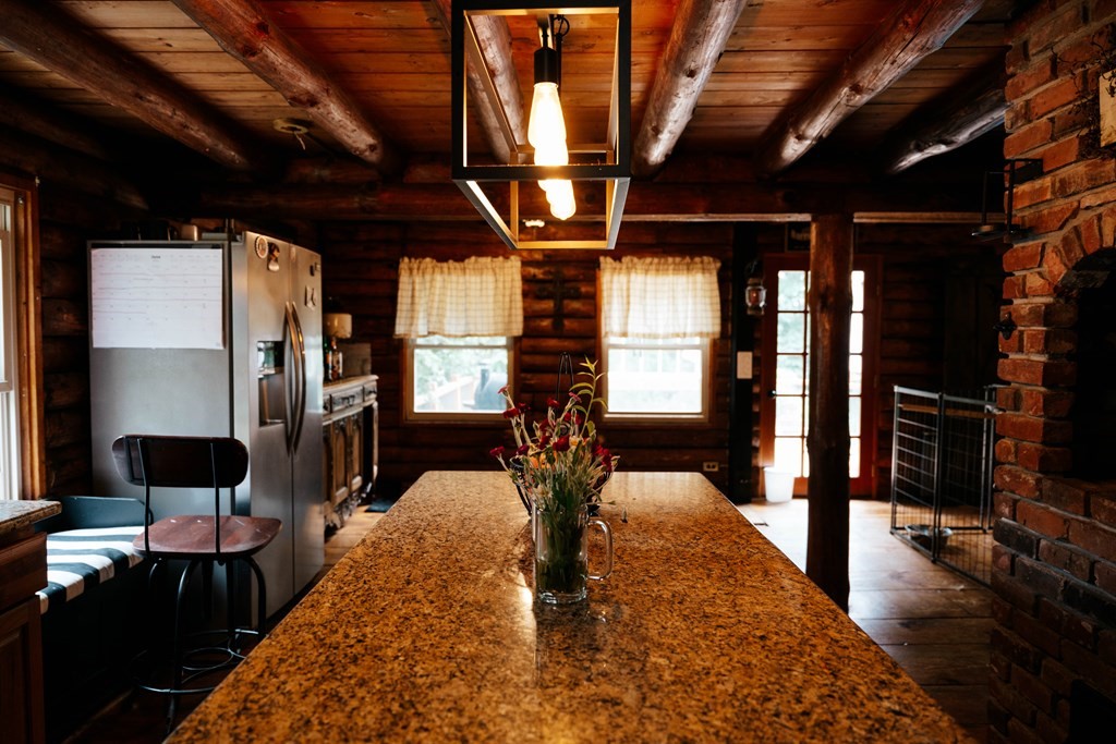 355 Amherst Road Belchertown, MA 01007 - Photo 5 of 42 Gallery Image 5
