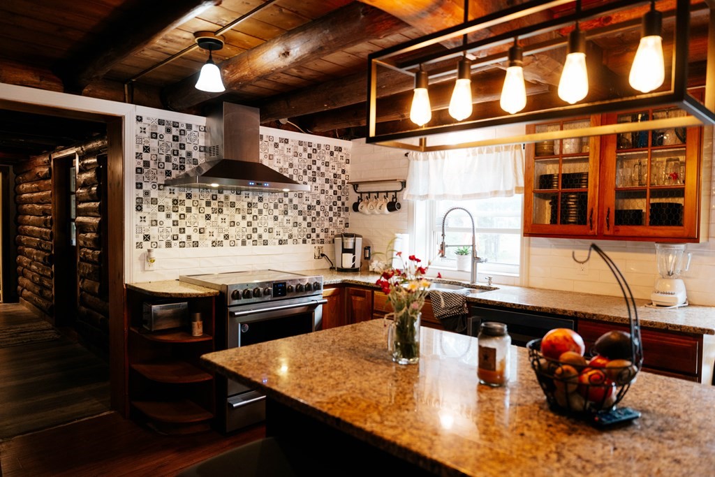 355 Amherst Road Belchertown, MA 01007 - Photo 6 of 42 Gallery Image 6