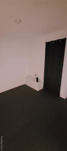 $3,400 | 2 Williamsburg Court, Unit C, Ridge, NY 11961