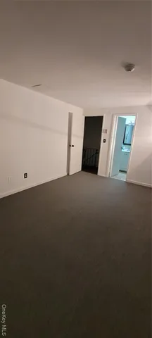 $3,400 | 2 Williamsburg Court, Unit C, Ridge, NY 11961