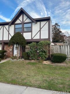 2 Williamsburg Court, Unit C Ridge, NY 11961 - Photo 2 of 20