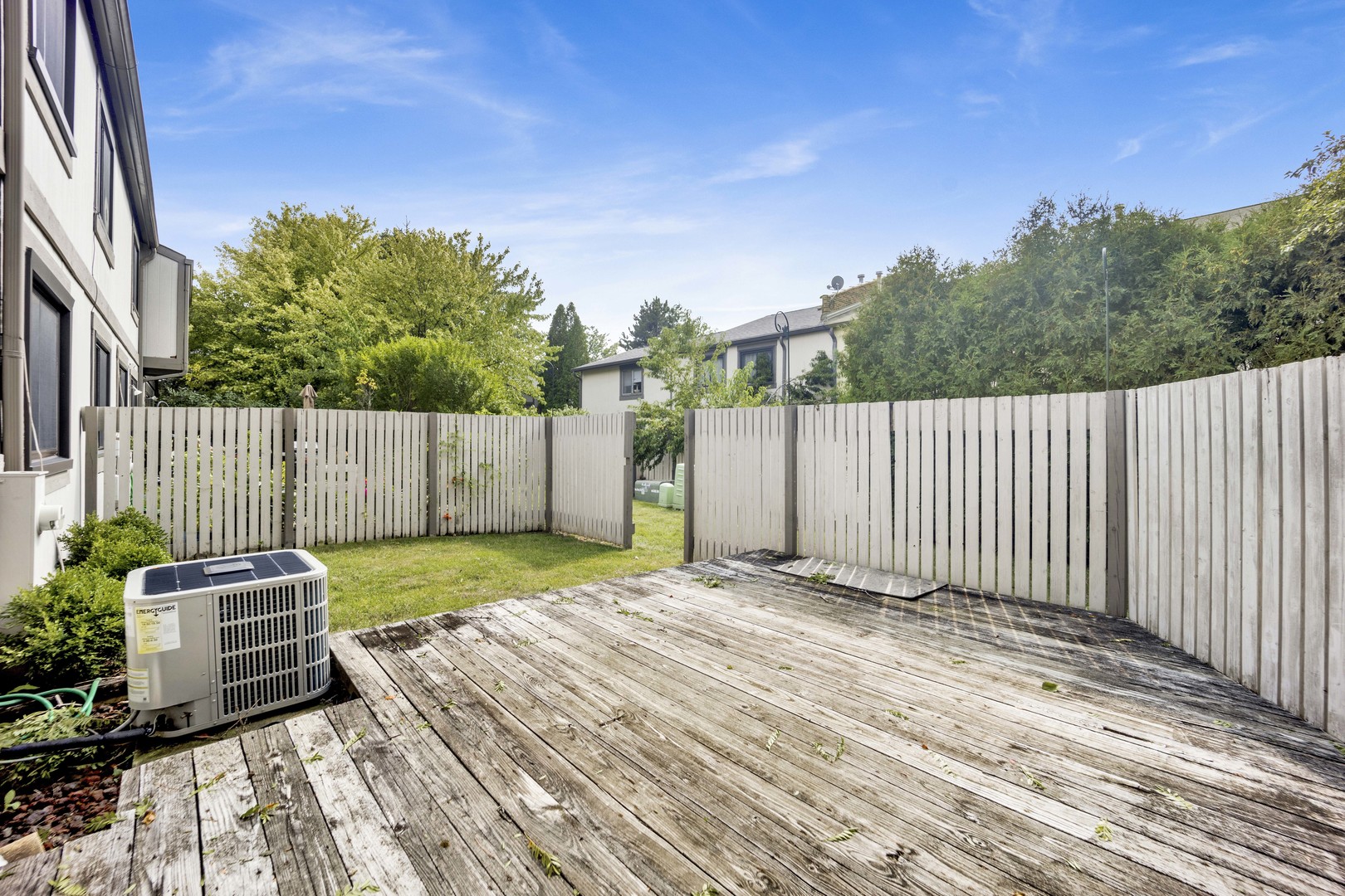 2631 Smith Street Rolling Meadows, IL 60008 - Photo 22 of 24 a view of a backyard with furniture