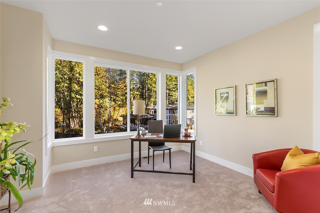 9950 Upper Preston Road Southeast Issaquah, WA 98027 - Photo 7 of 14 Gallery Image 7