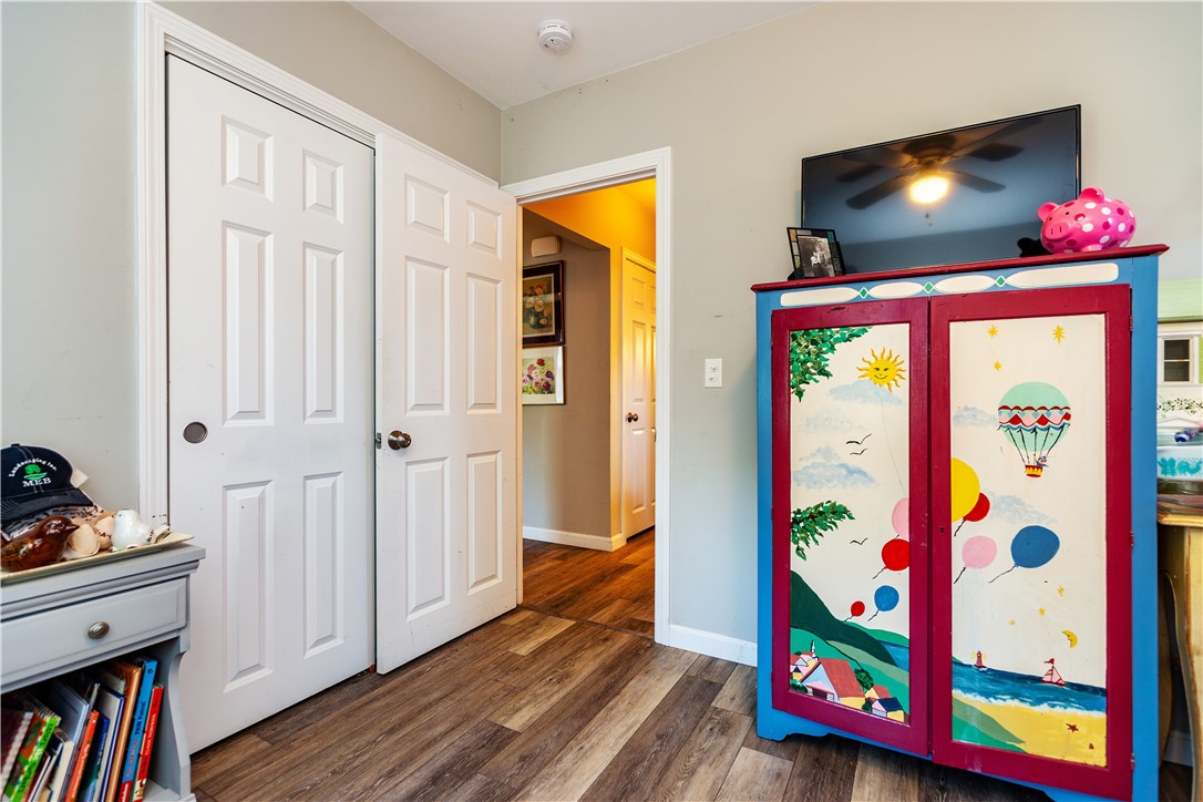 220 Alvin Street Warwick, RI 02886 - Photo 27 of 45