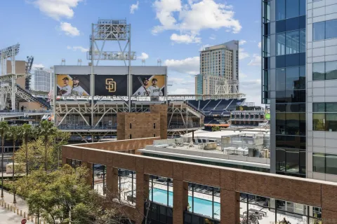 $565,500 | 321 Tenth Avenue, Unit 606, San Diego, CA 92101