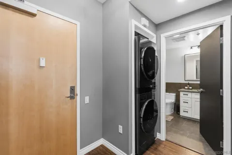 $565,500 | 321 Tenth Avenue, Unit 606, San Diego, CA 92101