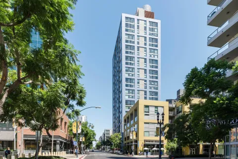$565,500 | 321 Tenth Avenue, Unit 606, San Diego, CA 92101
