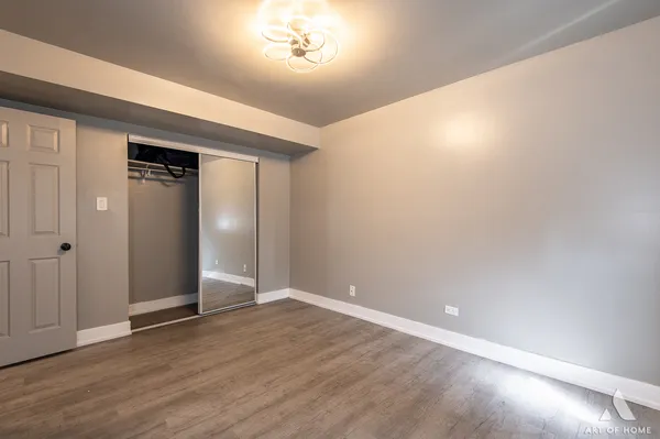 $74,900 | 1613 Astor Street, Unit 1W, Calumet City, IL 60409