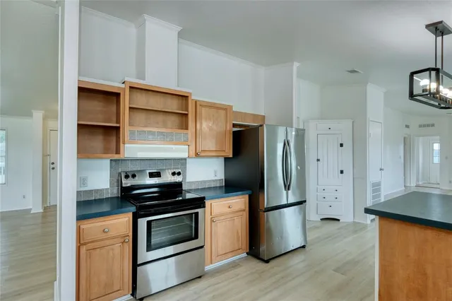 $2,095 | 132 County Road 247, Georgetown, TX 78633