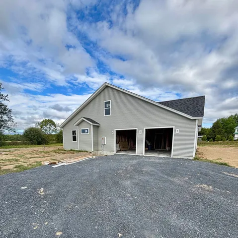 $695,000 | 52 East Olive Street, Grand Isle, VT 05458