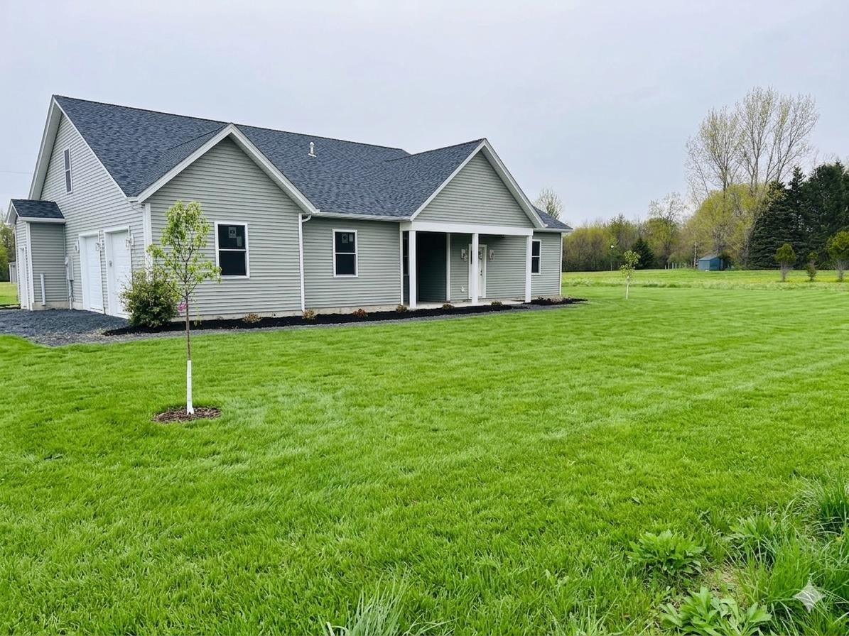 52 East Olive Street Grand Isle, VT 05458 - Photo 4 of 28