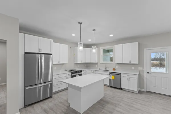 $695,000 | 52 East Olive Street, Grand Isle, VT 05458