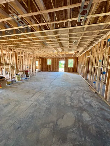 $695,000 | 52 East Olive Street, Grand Isle, VT 05458