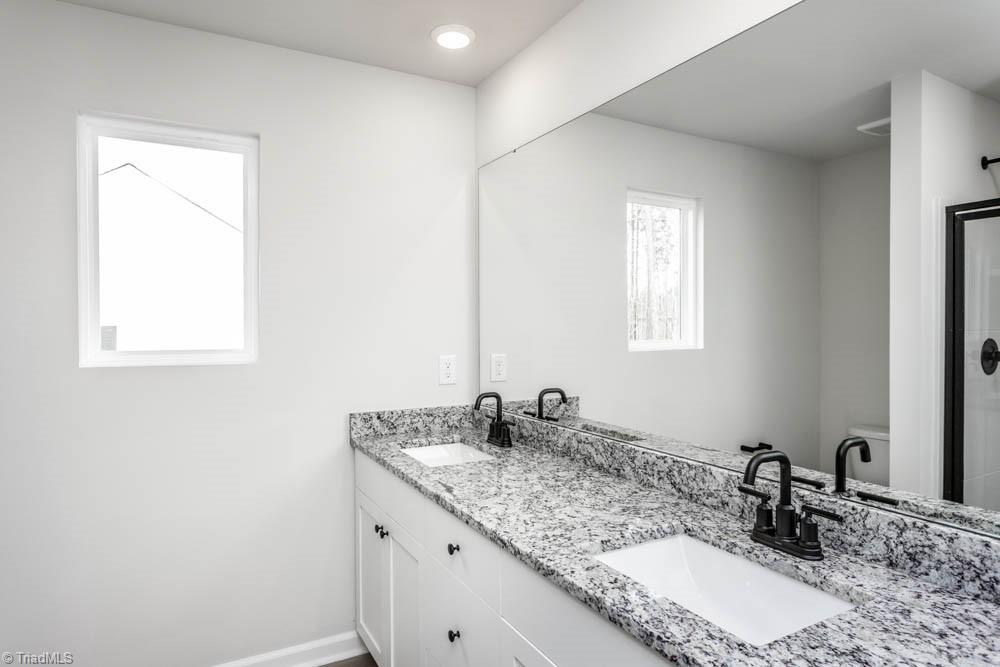 1076 Jonestown Road Winston-Salem, NC 27103 - Photo 11 of 15