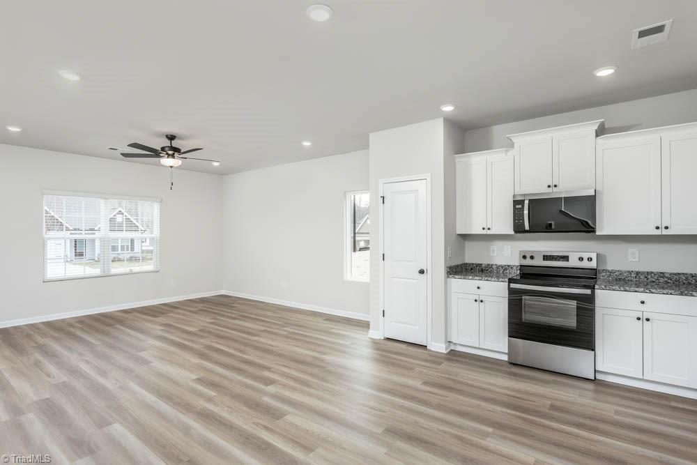 1076 Jonestown Road Winston-Salem, NC 27103 - Photo 8 of 15