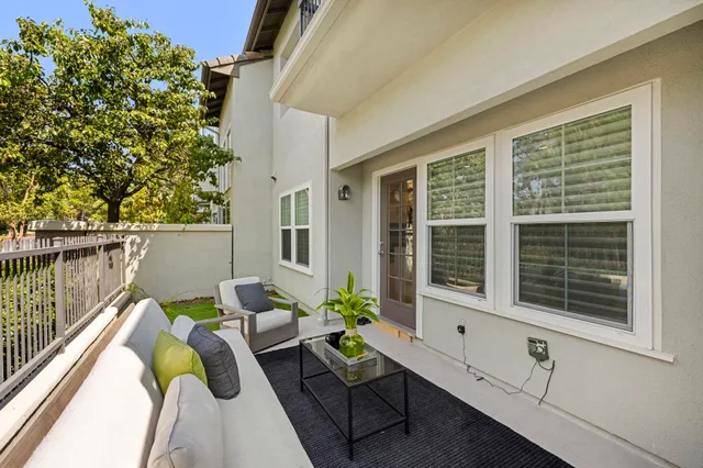 $1,999,900 | 24 Dauphine, Newport Coast, CA 92657