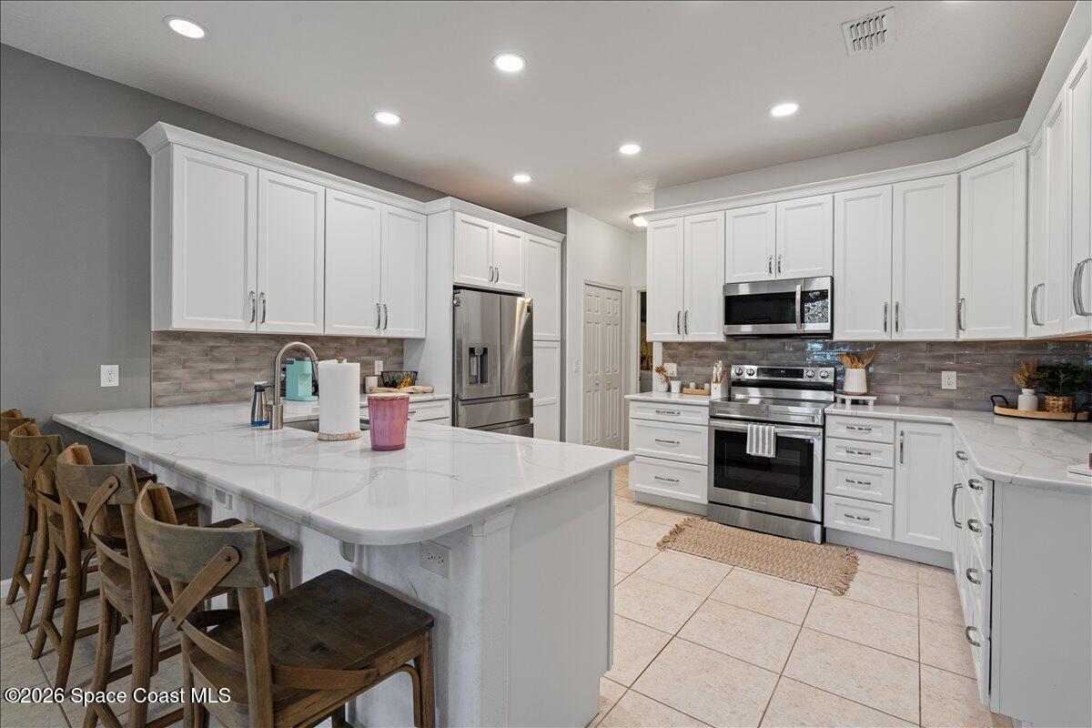 3271 Titanic Circle, Unit 39 Melbourne, FL 32903 - Photo 12 of 47 Spectacular Kitchen
