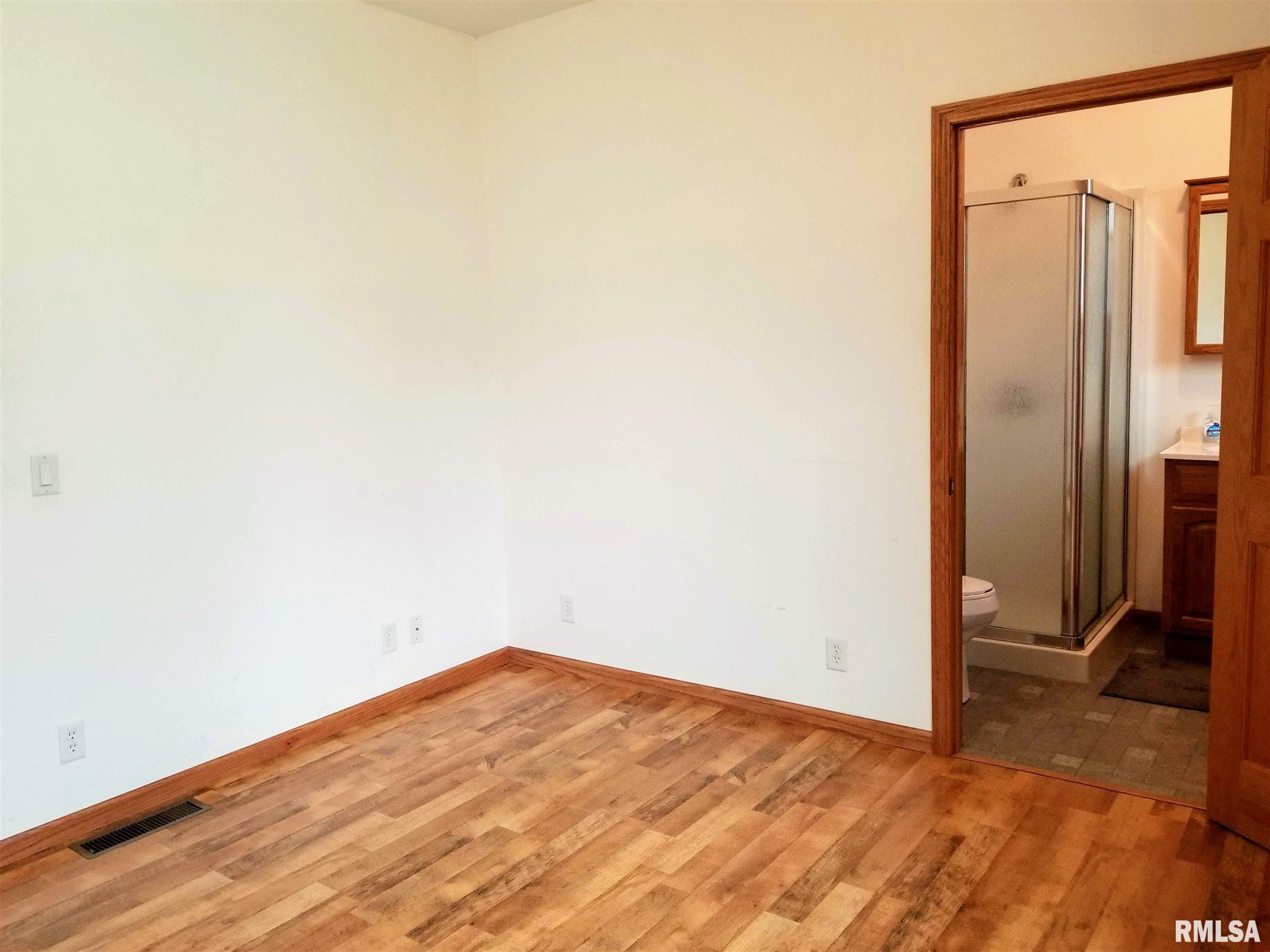 15811 Kennedy Road Auburn, IL 62615 - Photo 8 of 50