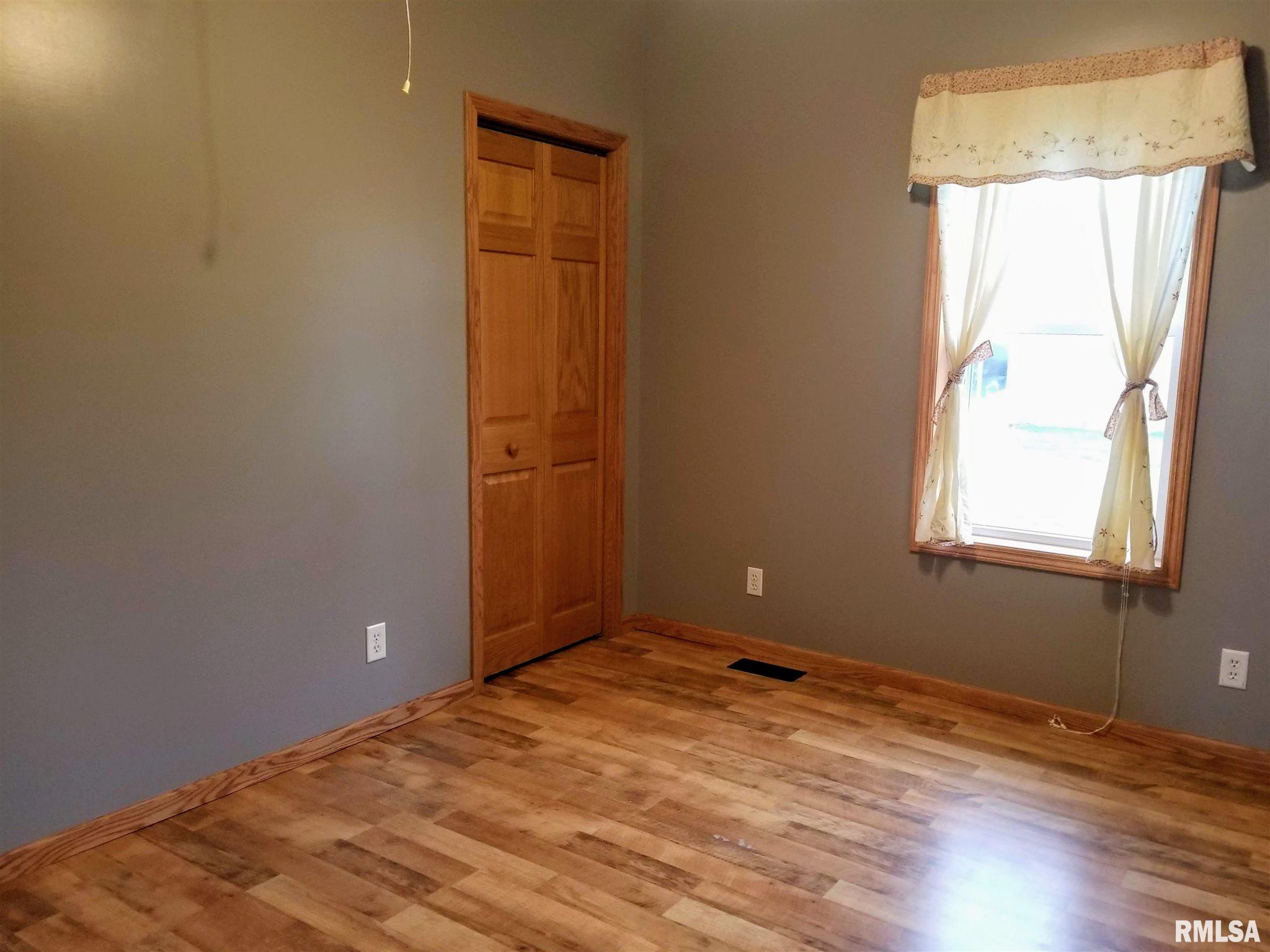 15811 Kennedy Road Auburn, IL 62615 - Photo 10 of 50