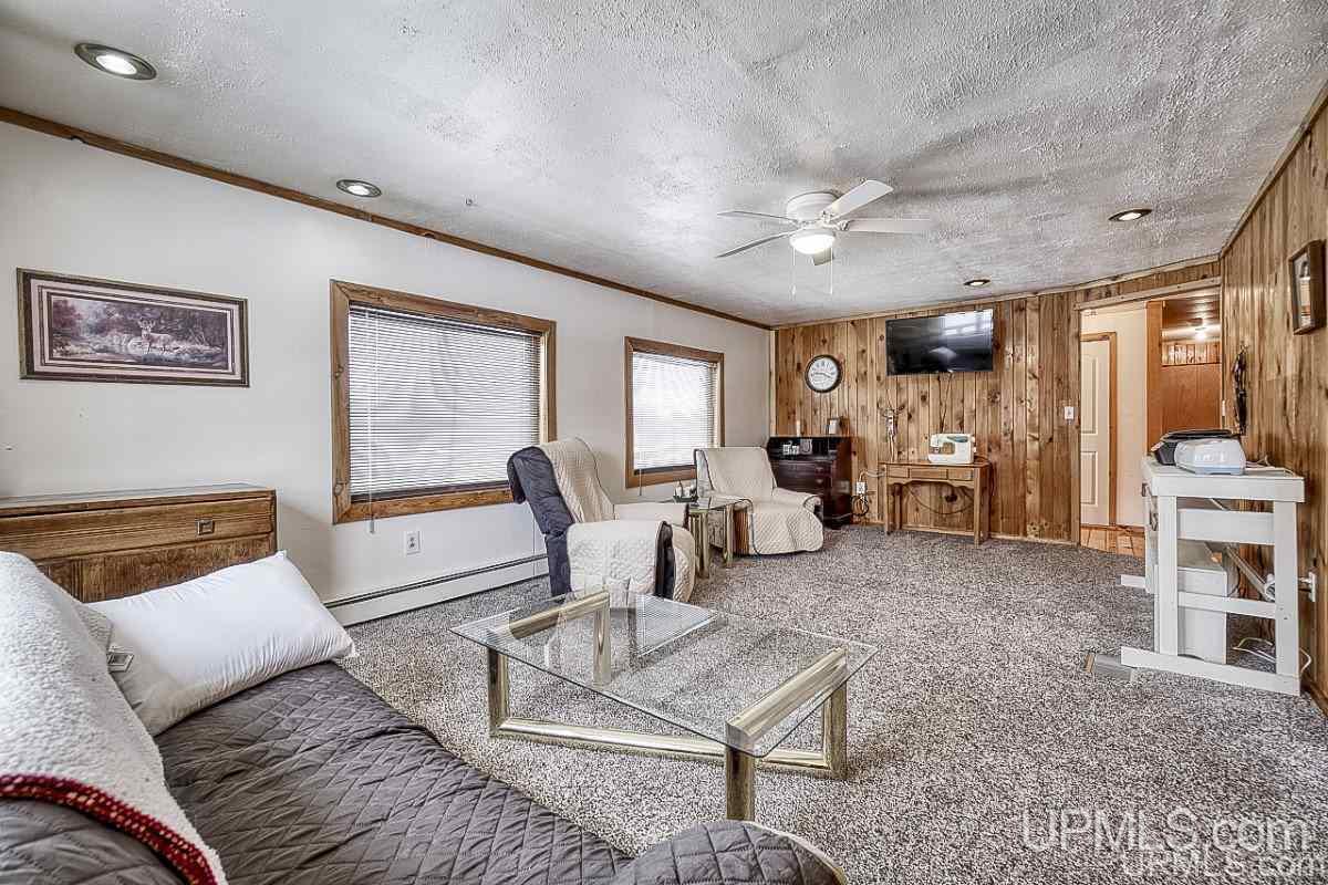N6546 Oakes Road Foster City, MI 49834 - Photo 9 of 39 Gallery Image 9
