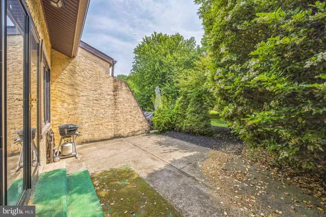 $325,000 | 24 Centura Cherry Hill, Cherry Hill, NJ 08003