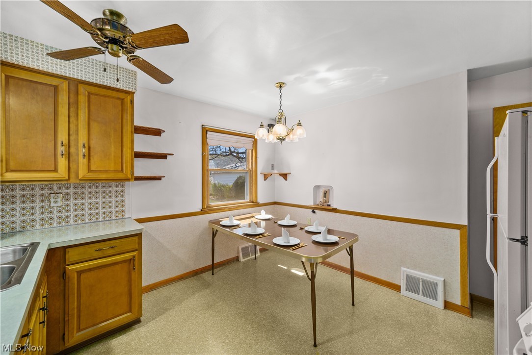 29316 Barjode Road Willowick, OH 44095 - Photo 9 of 35 Gallery Image 9