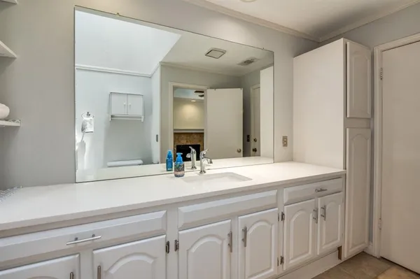 $2,195 | 5100 Verde Valley Lane, Unit 158, Dallas, TX 75254