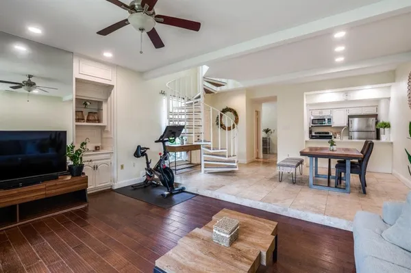 $2,195 | 5100 Verde Valley Lane, Unit 158, Dallas, TX 75254