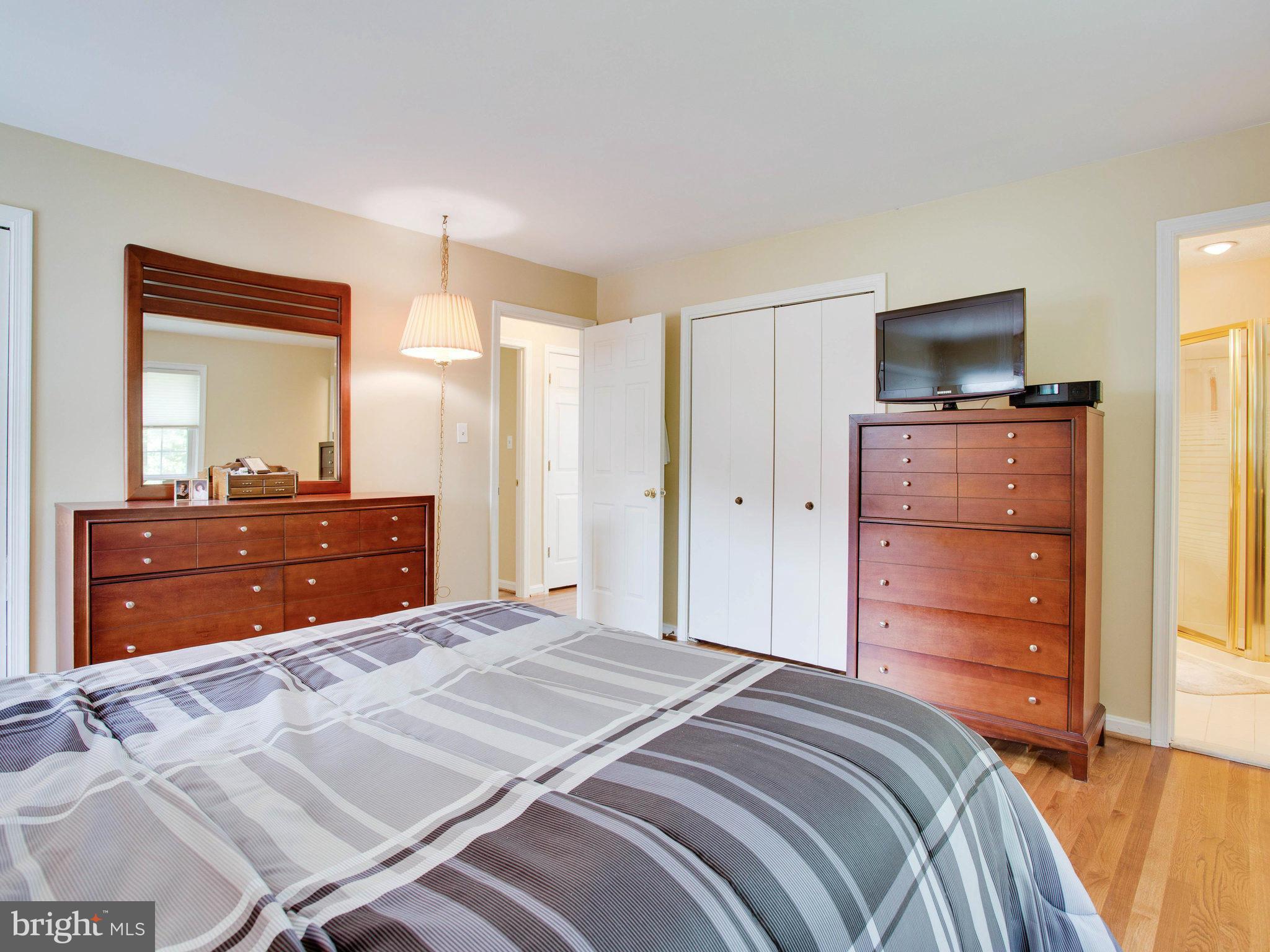 8900 Side Saddle Road Springfield, VA 22152 - Photo 19 of 30 Bedroom