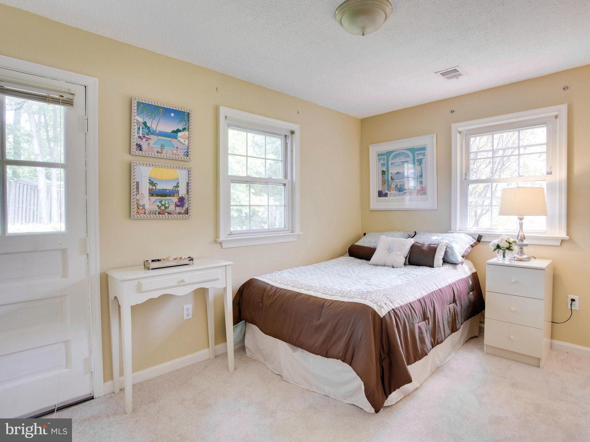 8900 Side Saddle Road Springfield, VA 22152 - Photo 24 of 30 Bedroom