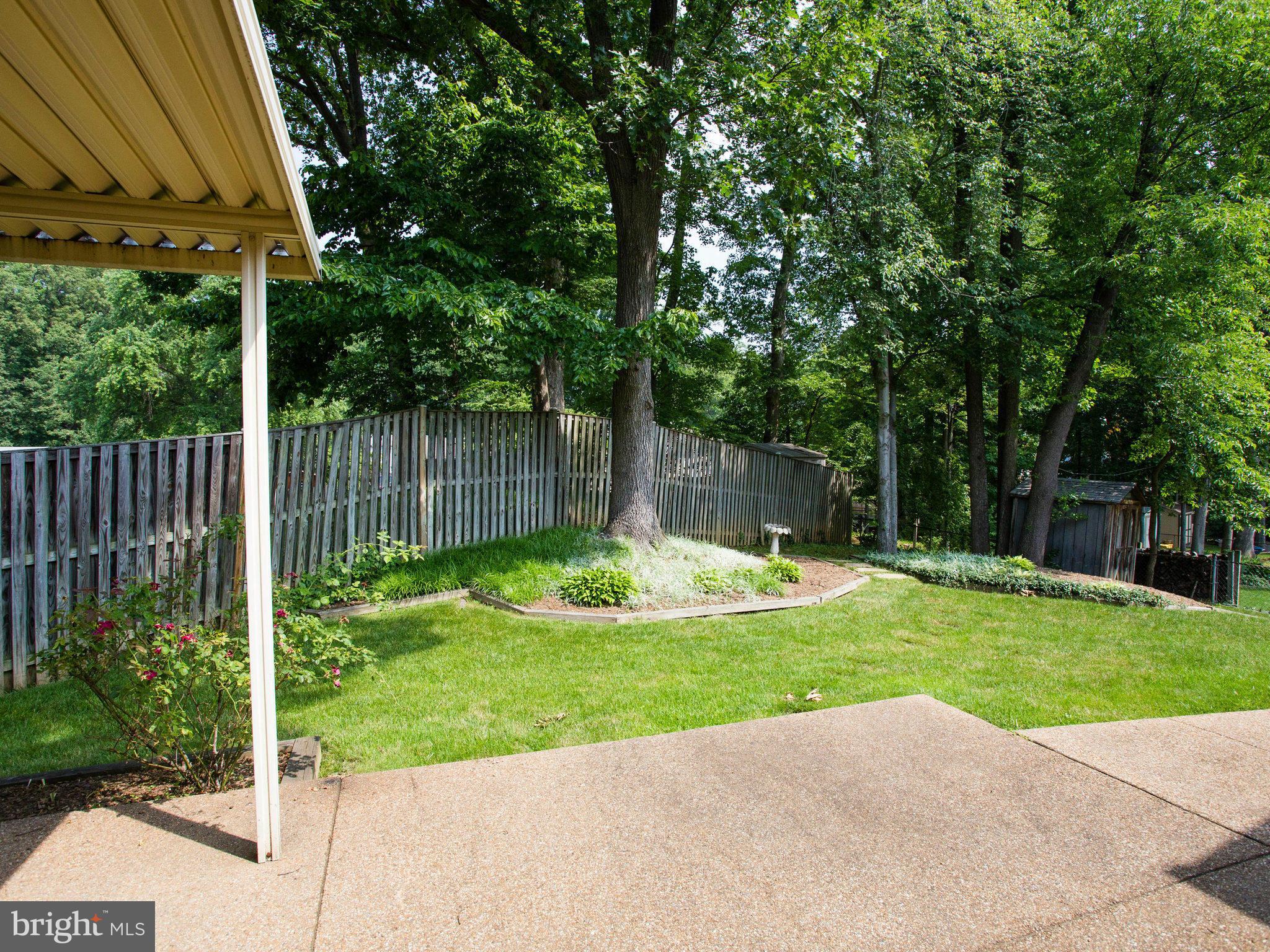 8900 Side Saddle Road Springfield, VA 22152 - Photo 30 of 30 Exterior (Rear)