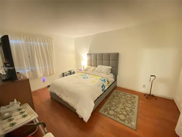 $2,200 | 240 Lakeview Drive, Unit 308, Weston, FL 33326