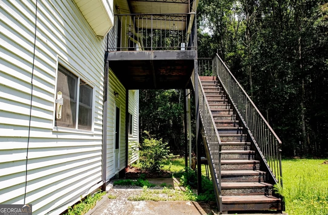 376 Covington Street Jackson, GA 30233 - Photo 3 of 90